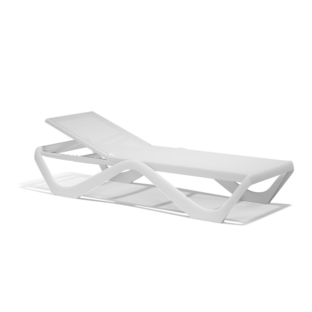 white sun lounger love vondom