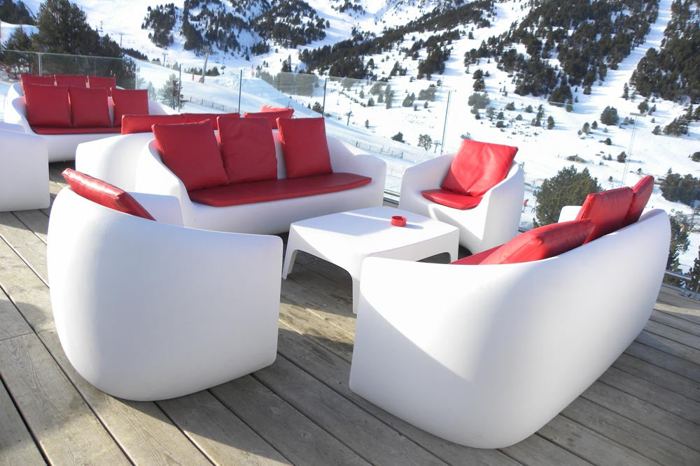 Realisation Vondom en Andorre avec Mobilier Exterieur Professionnel Blow