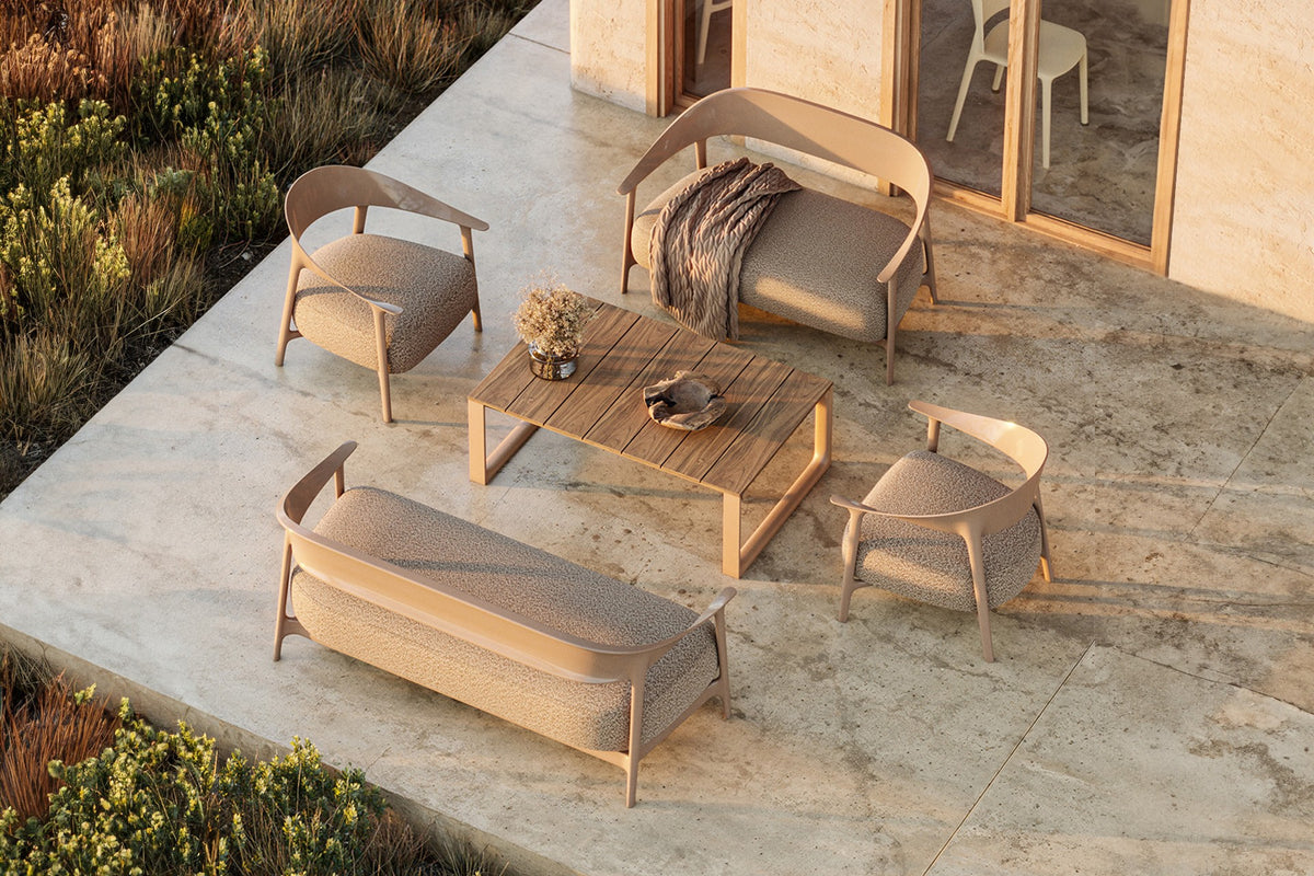 terrace with armchair and 3-seater sofa from the Vondom Africa collection