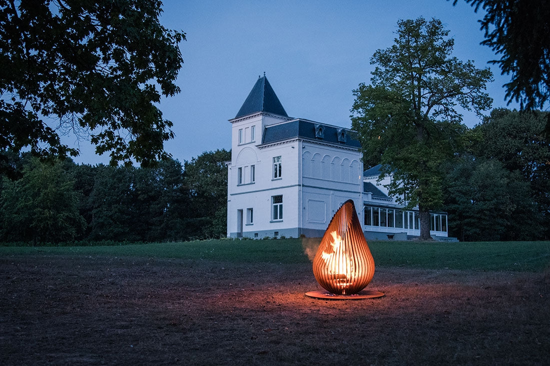 Outdoor Fireplace Dewdrop XL Glowbus Garden