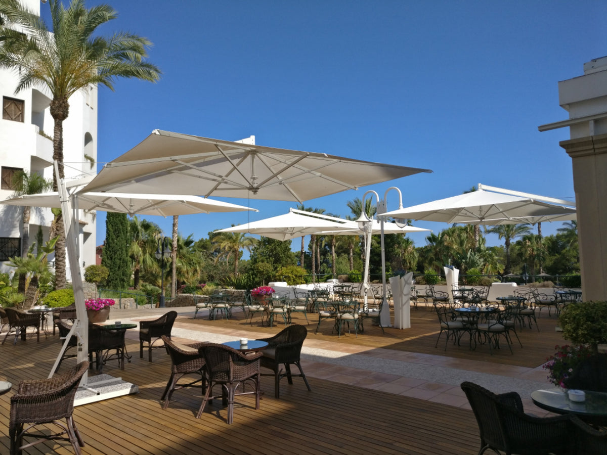 Doppio European Sun Shade System with Single Pole and Two Canopies by Fim