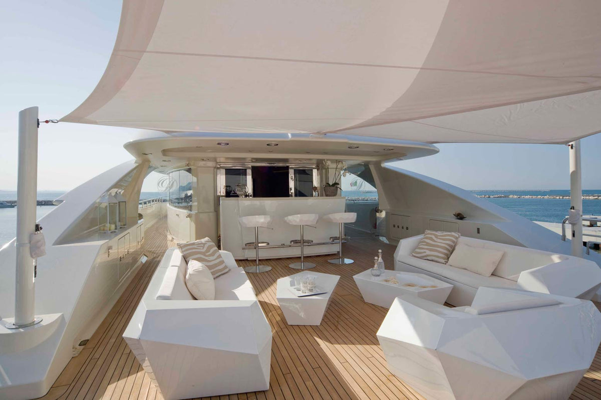 Equipement Luxe Faz sur Yacht Darling Vondom