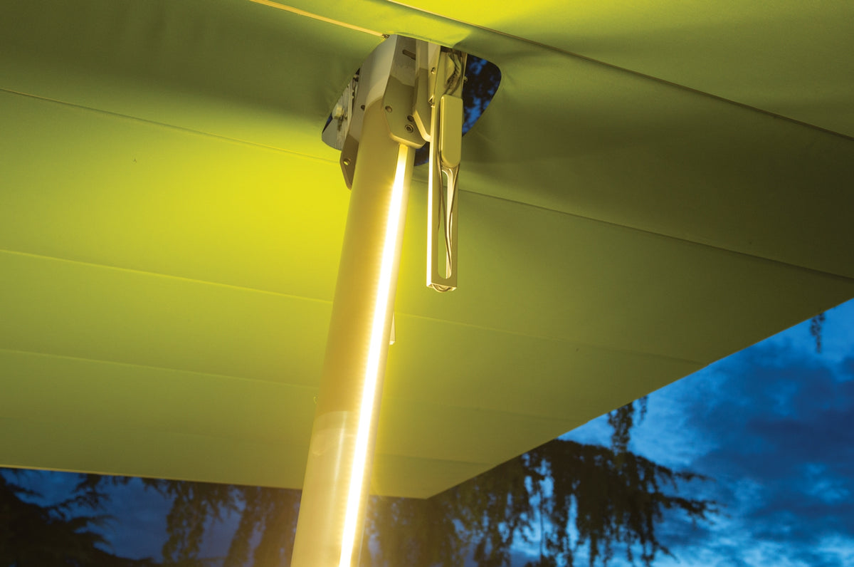 Pole with single Light detail (optional) Flexy Twin Umbrella Festive Atmosphere by night