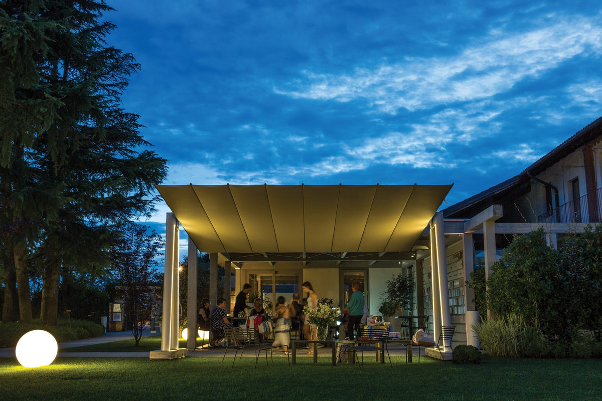 Flexy XL Shading System with LED Lights (sold separately) by night