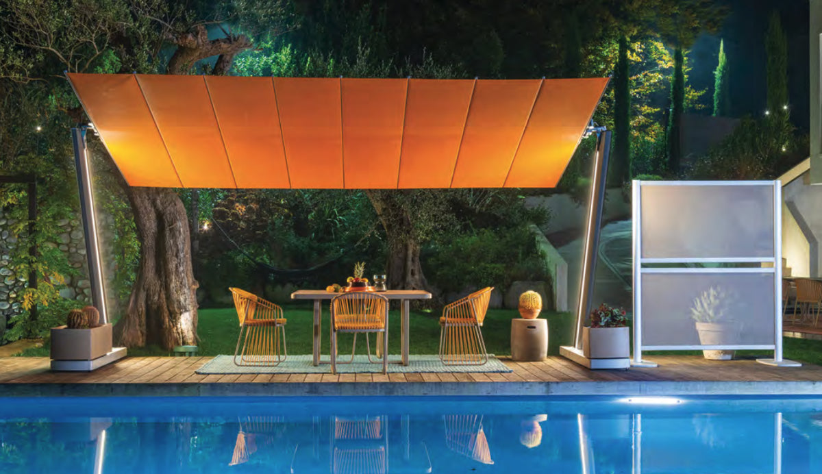 Grand Parasol Flexy Zen avec un éclairage à LED dans les mats