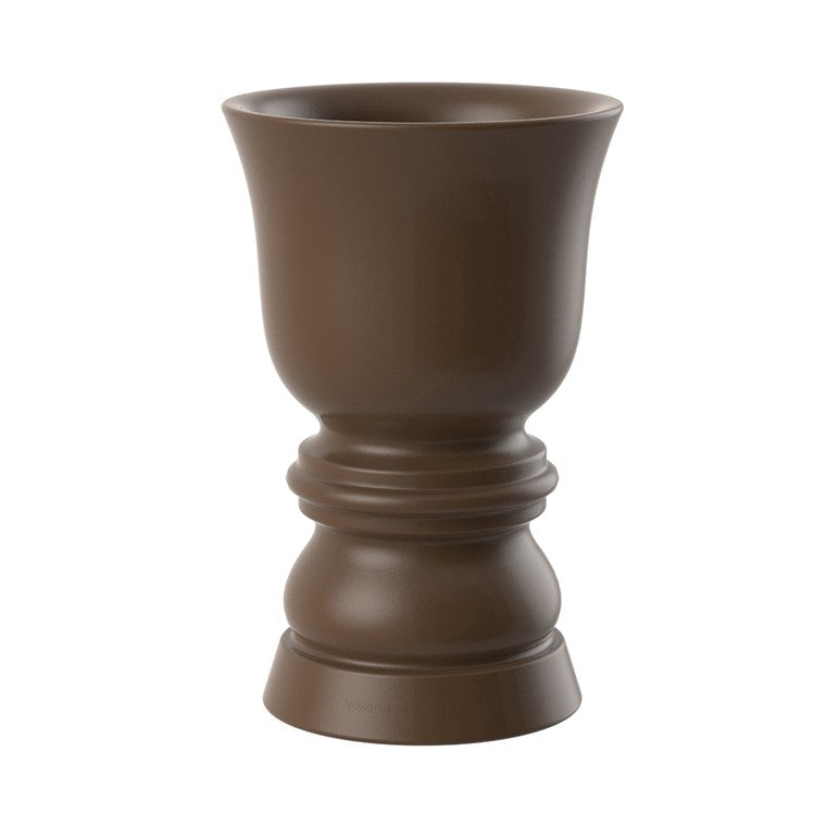 cache pot laqué forme pièce d'echec
bronze