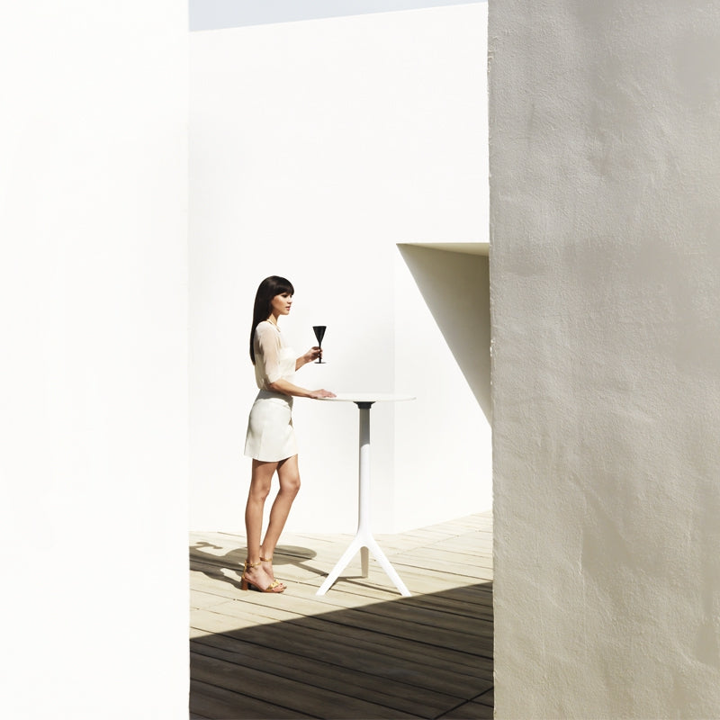 MARI-SOL Tripod White High Bar Table with White HPL Round Top for Indoor and Outdoor use