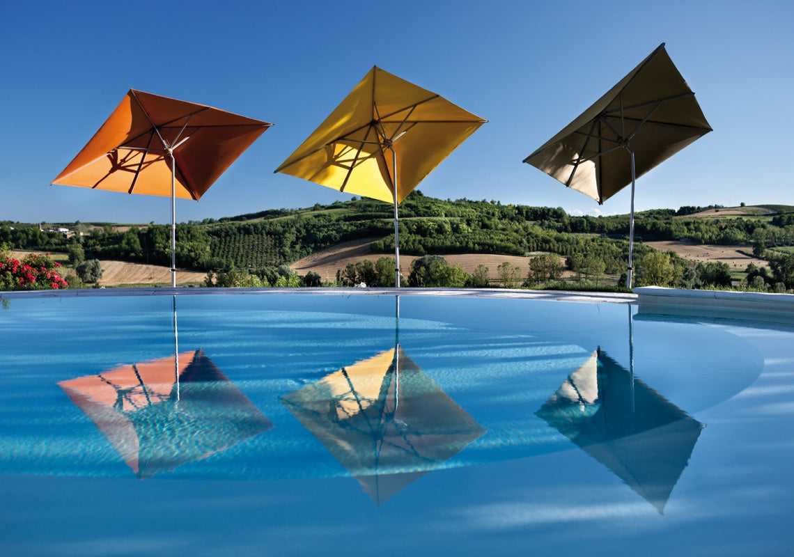 Onda Umbrella Tilting Pivot System by Fim