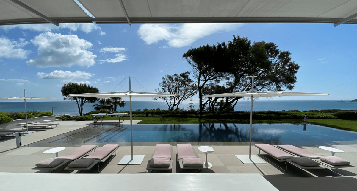 Design umbrella for your Terrace, Garden, Roof, Patio - Central Mast 250 x 250 - INFINA 250 UMBROSA