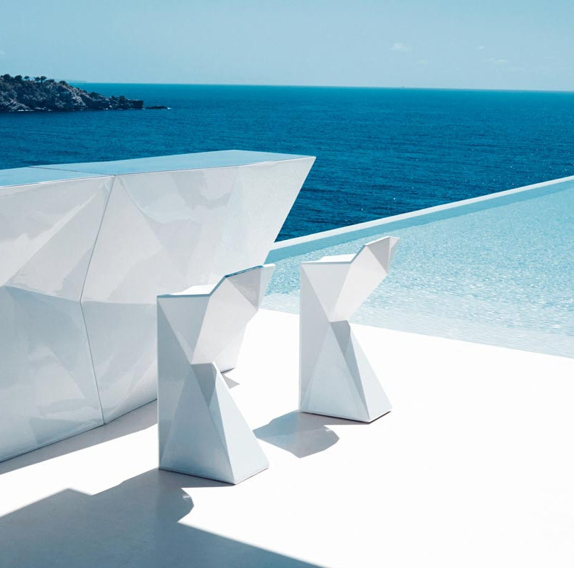 Faz Side Bar by Vondom (shown here in Lacquered version) and Stainless Steel Tabletop (optional)