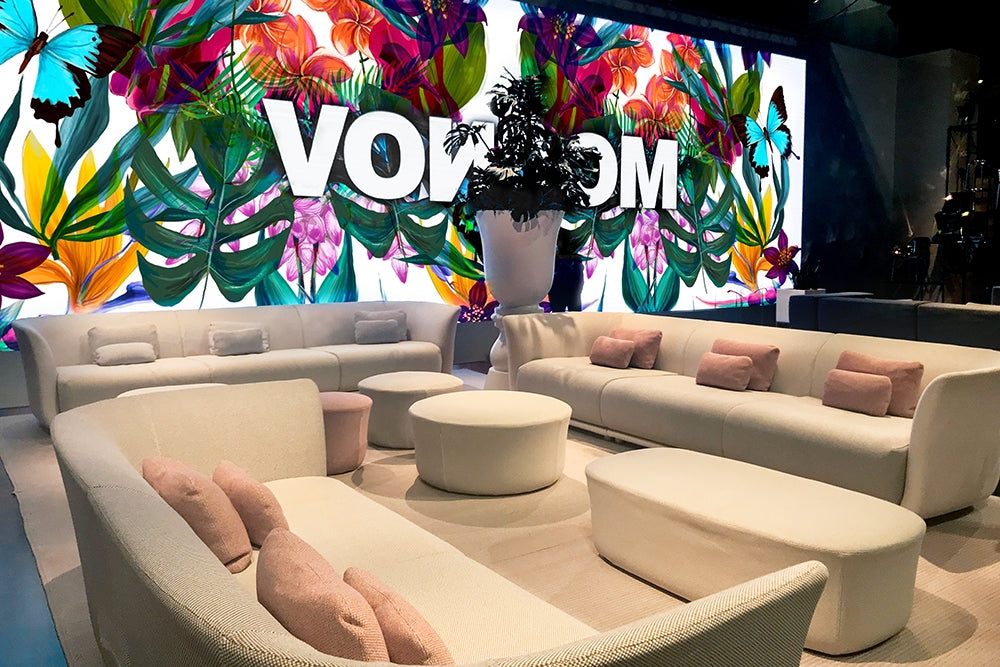 Canapé Modulable SUAVE Trois Places en Tissu Outdoor au Salon du Mobilier de Milan Stand VONDOM