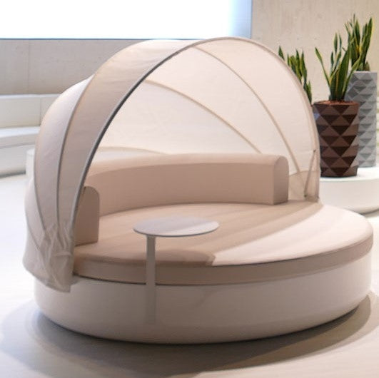 ULM DAYBED Lacquered Parasol Sofa - Vondom