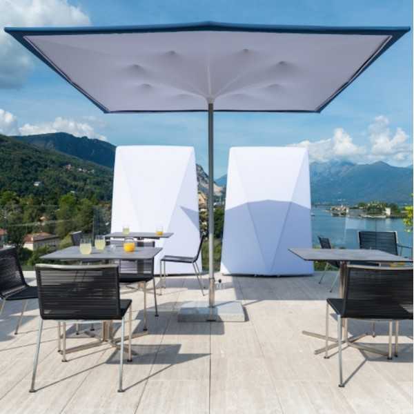 Parasol AVEC ÉCLAIRAGE LED - CHESTER FIM