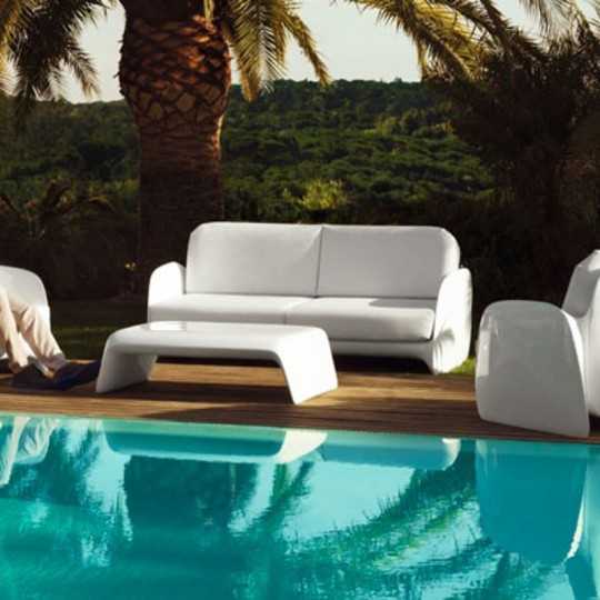 BLOW Sofa Outdoor Garden Lounge Couch with Matt Polyethylene