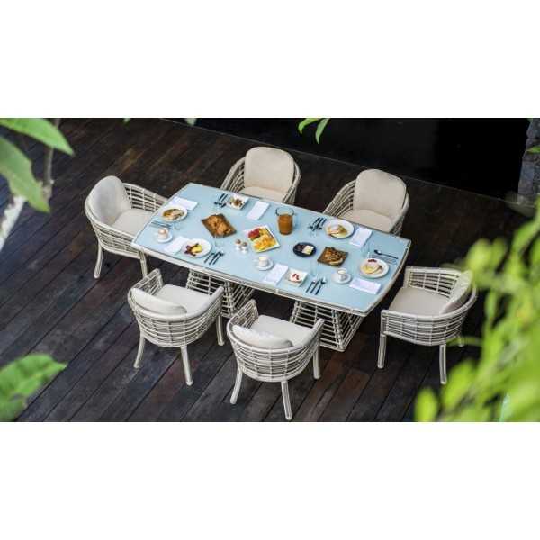 Grande table rectangulaire