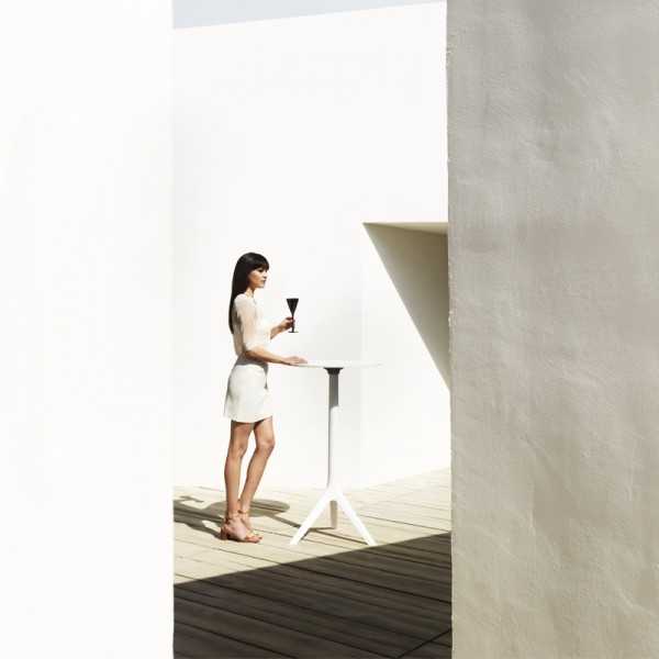 MARI-SOL Tripod White High Bar Table with White HPL Round Top for Indoor and Outdoor use