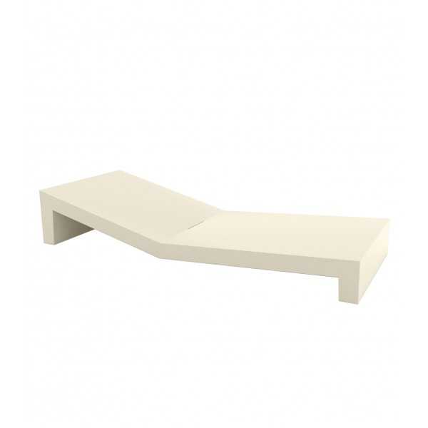 JUT lacquered design lounge chair - Vondom