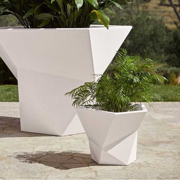 Faceted Pot Cover white