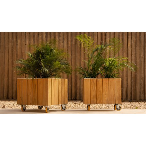 VINEYARD PLANTER XL - Large Wooden Outdoor Planter