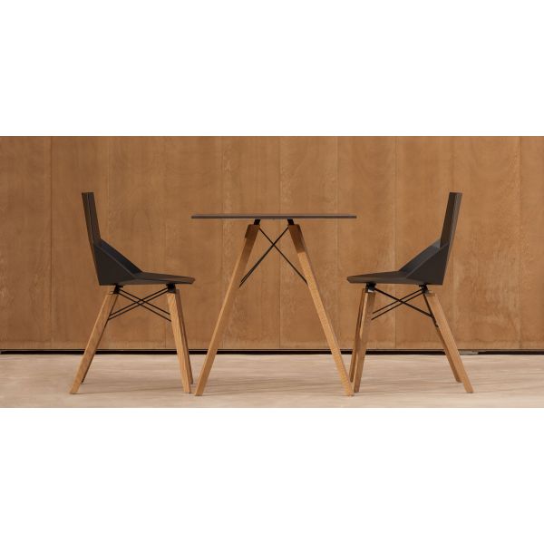 FAZ WOOD CHAIR - Geometric chair with wooden base