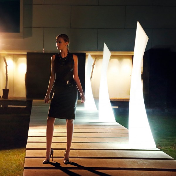 WING LAMP - Outdoor floor lamp