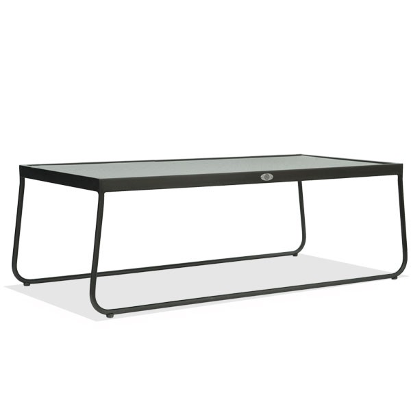 une table basse noire avec un plateau en verre