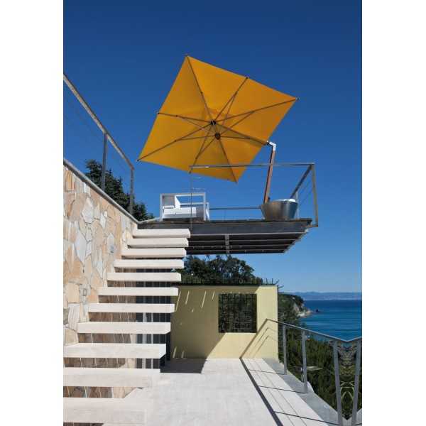 Ischia Grand Systeme de Protection Solaire Deporte avec Toile Carrée Inclinable par Fim