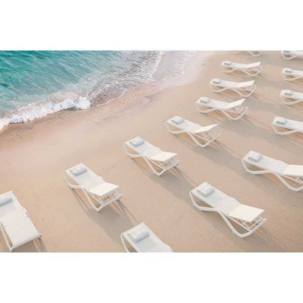 love vondom beach lounger