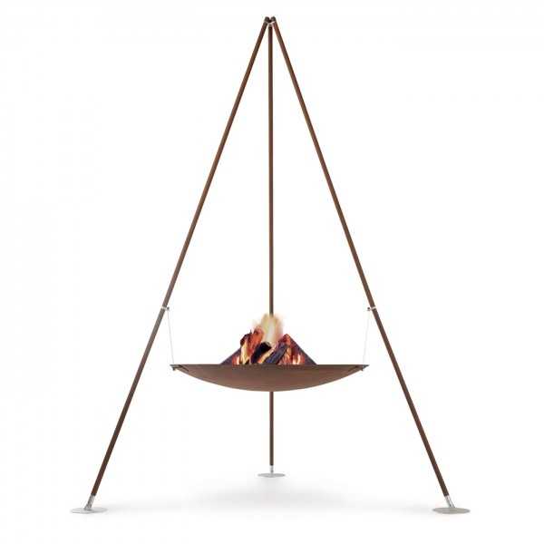 TRIPEE Outdoor Tripod Fire Pit Corte Rust Finish Steel