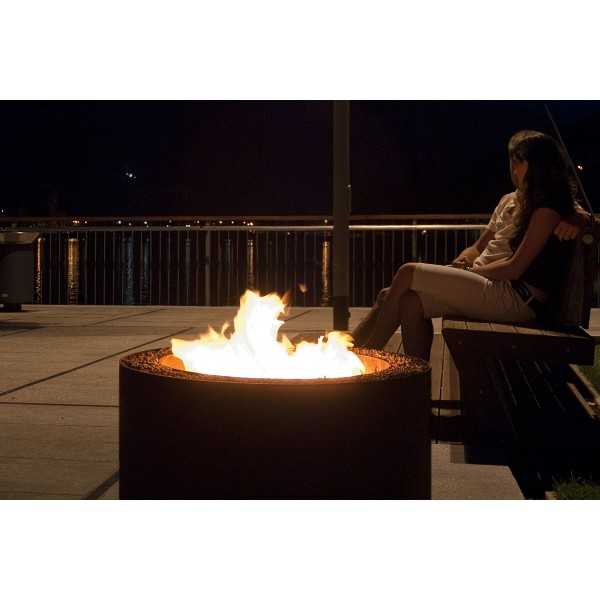 Mangiafuoco - Compact Steel and Pozzolana Fire Pit - AK47