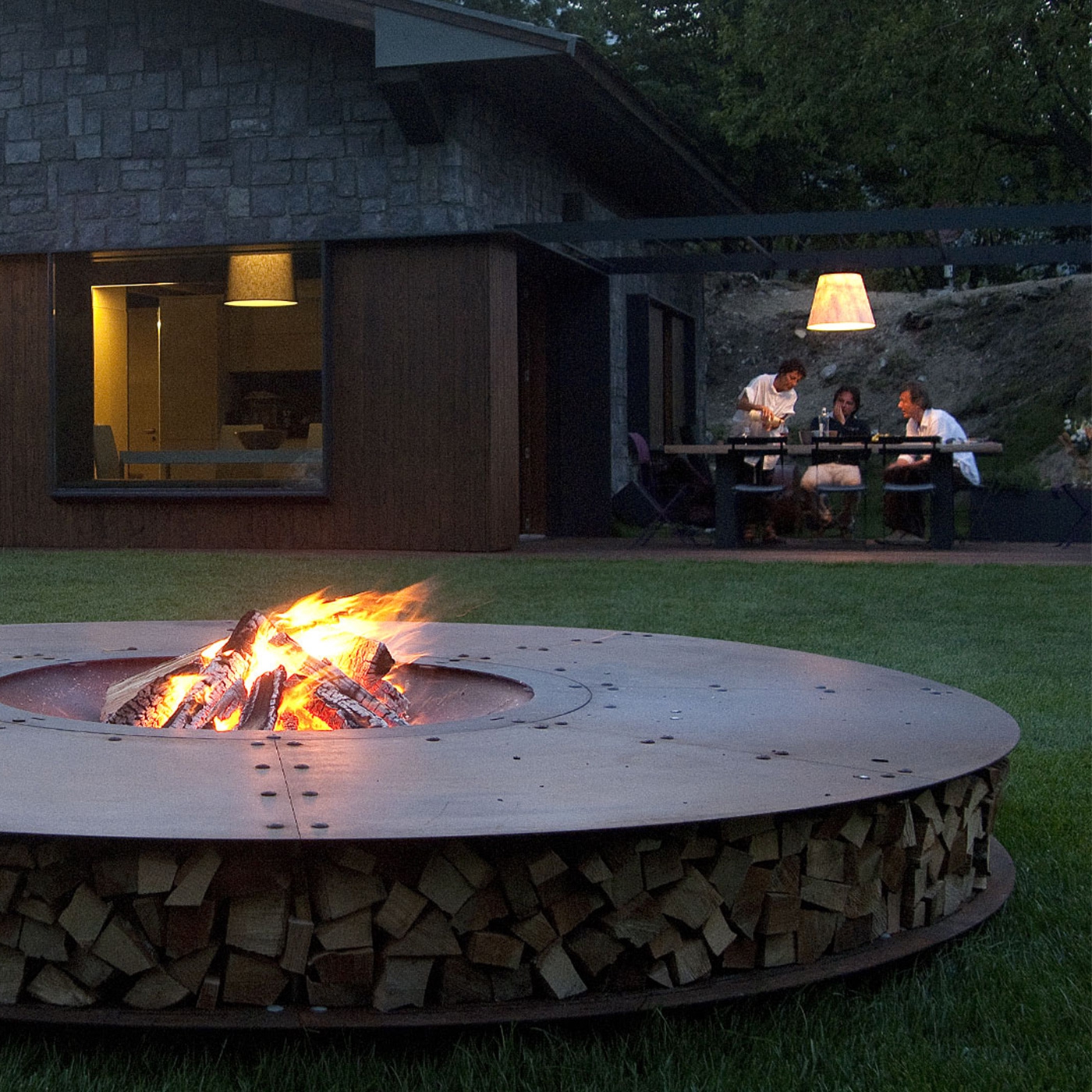 Giant Outdoor Rust Finish Steel Fire, Rust Proof Fire Pit