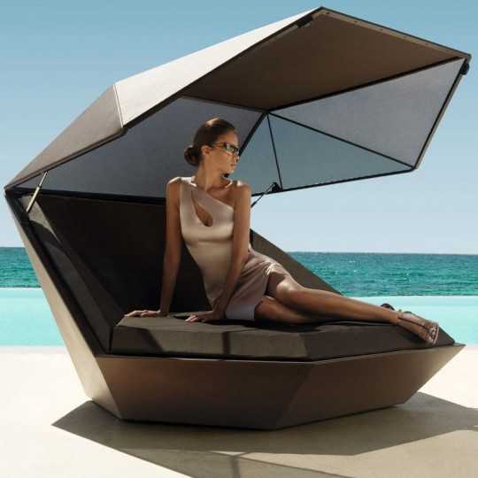 Transat XL avec Parasol Faz Daybed Laqué par Vondom