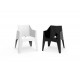 Voxel Chairs: White opaque, Black opaque