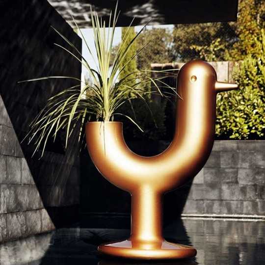 Peacock Giant Planter with Champagne Lacquered Finish by Vondom