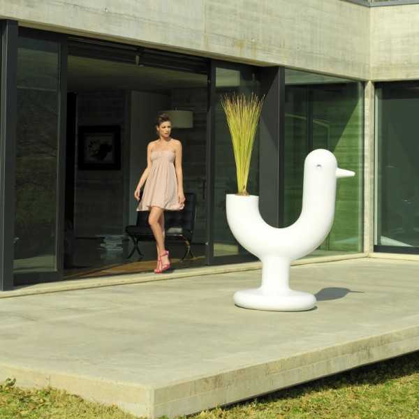 Peacock Modern Outdoor Planter by Vondom