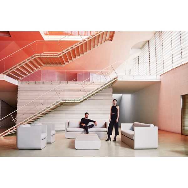  Ensemble des Meubles Interieur et exterieur ULM RGB par Vondom (eteint)-