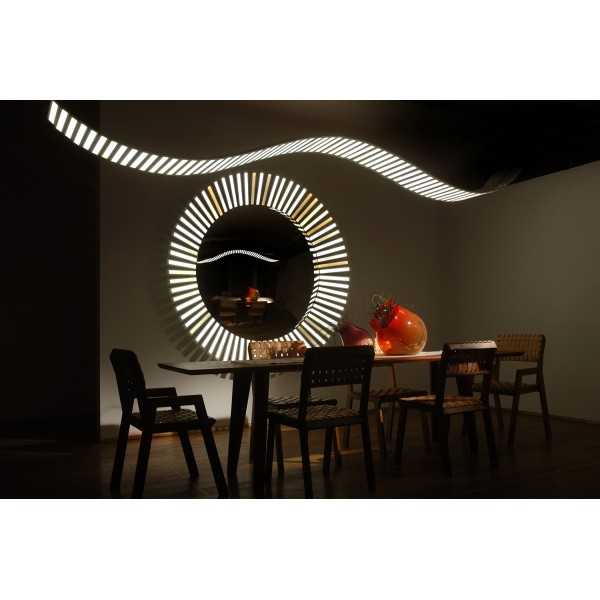 LUCKY EYE L Wall Lamp and Mirror with OLEDs (shown here with FLYING RIBBON Pendant Light)