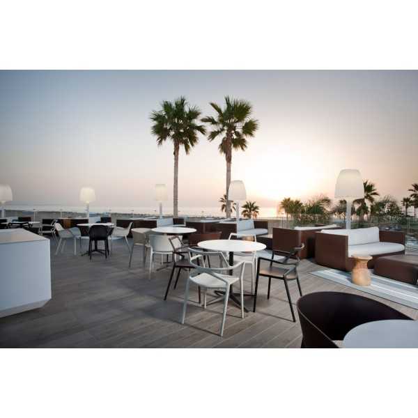 Canape ULM Mate Bronze de Vondom au Marina Beach Club de Valence