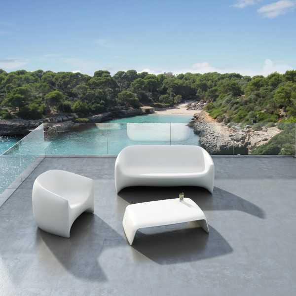 Collection Blow de Vondom pour Hotel Restaurant Bar avec Canape, Fauteuil et Table Basse Lumineux (eteint)