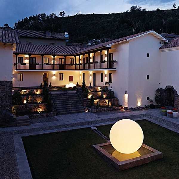 GLOBO 200 Lampe Exterieure Geante Forme Lune 2m de Diametre Finition Mate