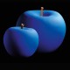 2 Pommes Bleu Lapis-lazuli Velours Mat Sculpture Extérieure Bull and Stein Lisa Pappon