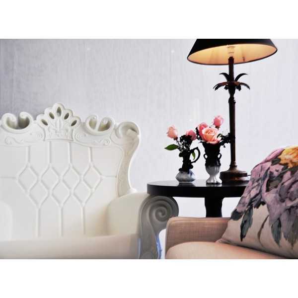 Trone Lampe Table Couleur Blanc Laque Queen of Love Slide Design