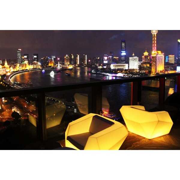 Fauteuil Lumineux FAZ de Vondom Hotel Shangai 