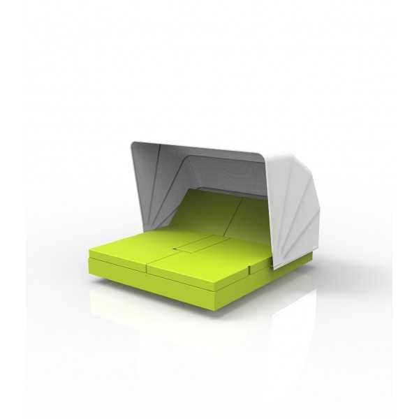XL Color Pistachio Sofa with Footrest, Retractable Hood for Sun Protection