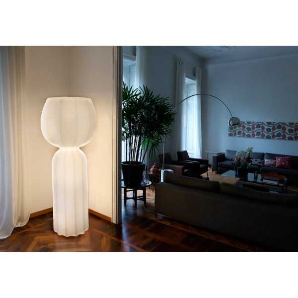 Cucun Indoor Floor Lamp - Slide Design