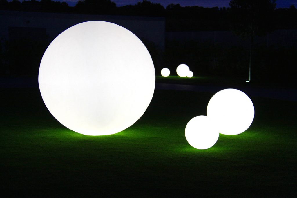 light ball for outdoor use