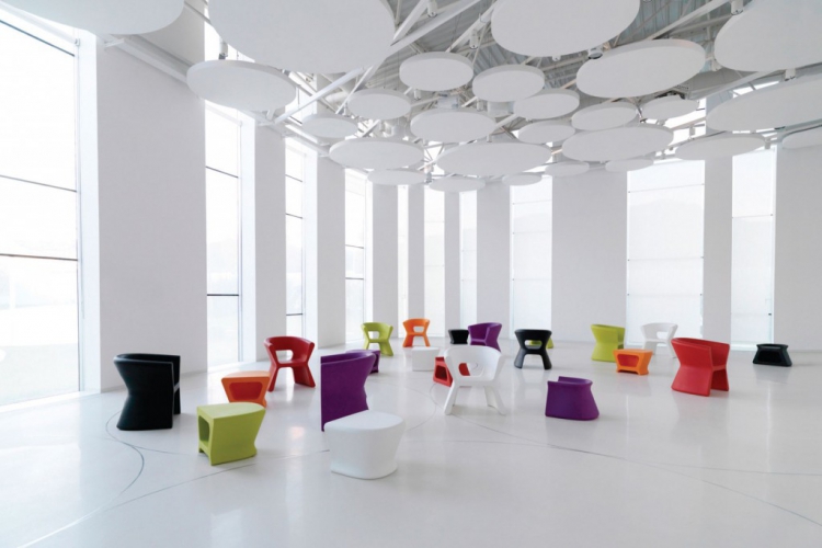 VONDOM Furniture, Equipments and Lights for Professionals BARAZZI