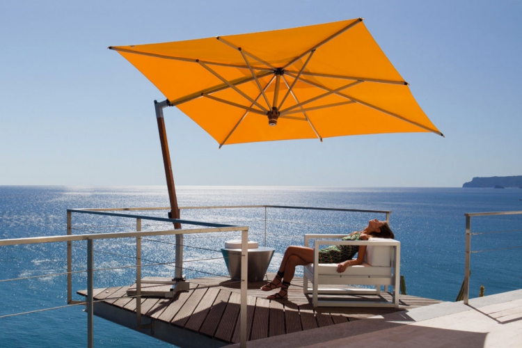 Professional patio umbrella for restaurant chr bar Barazzi BARAZZI