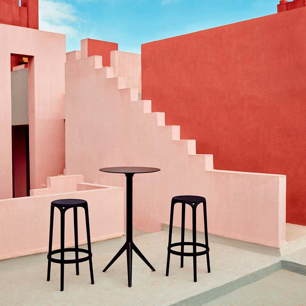 Tables hautes & mange-debout