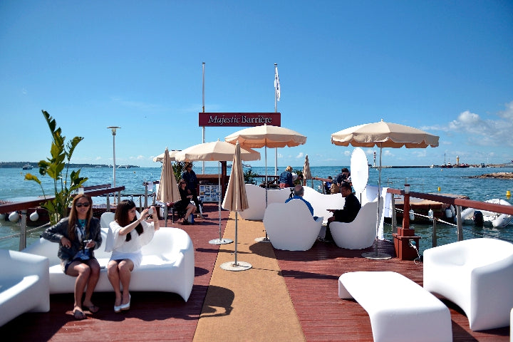 Fauteuil, Canape, Table Basse Blow de Vondom au Majestic Barriere Cannes